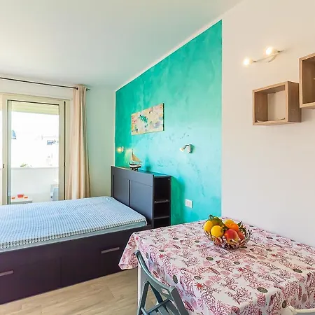 Milo Vacanze Apartment Torre Pali