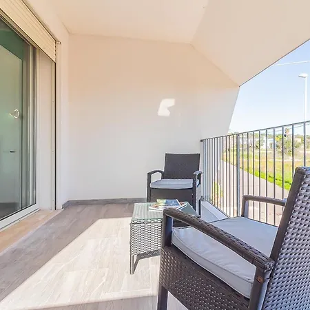 Milo Vacanze Apartment Torre Pali