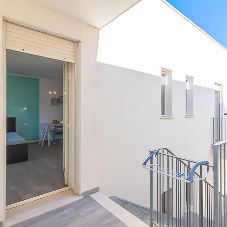 Lejlighed Milo Vacanze Torre Pali