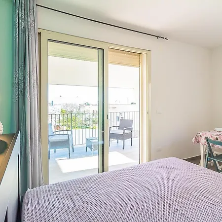 Milo Vacanze * Торре-Пали