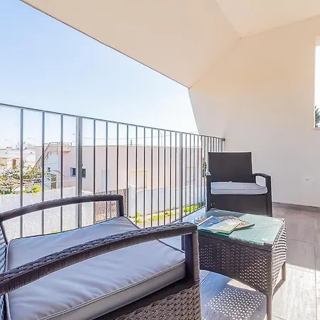 Lejlighed Milo Vacanze