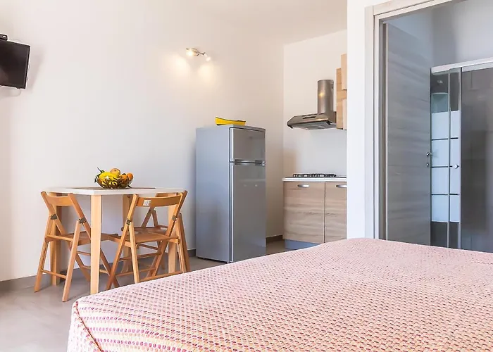 Lejlighed Milo Vacanze Torre Pali