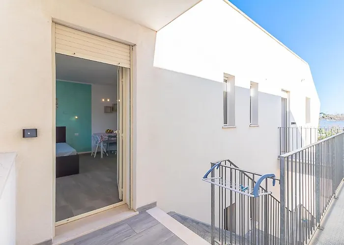 Lejlighed Milo Vacanze Torre Pali